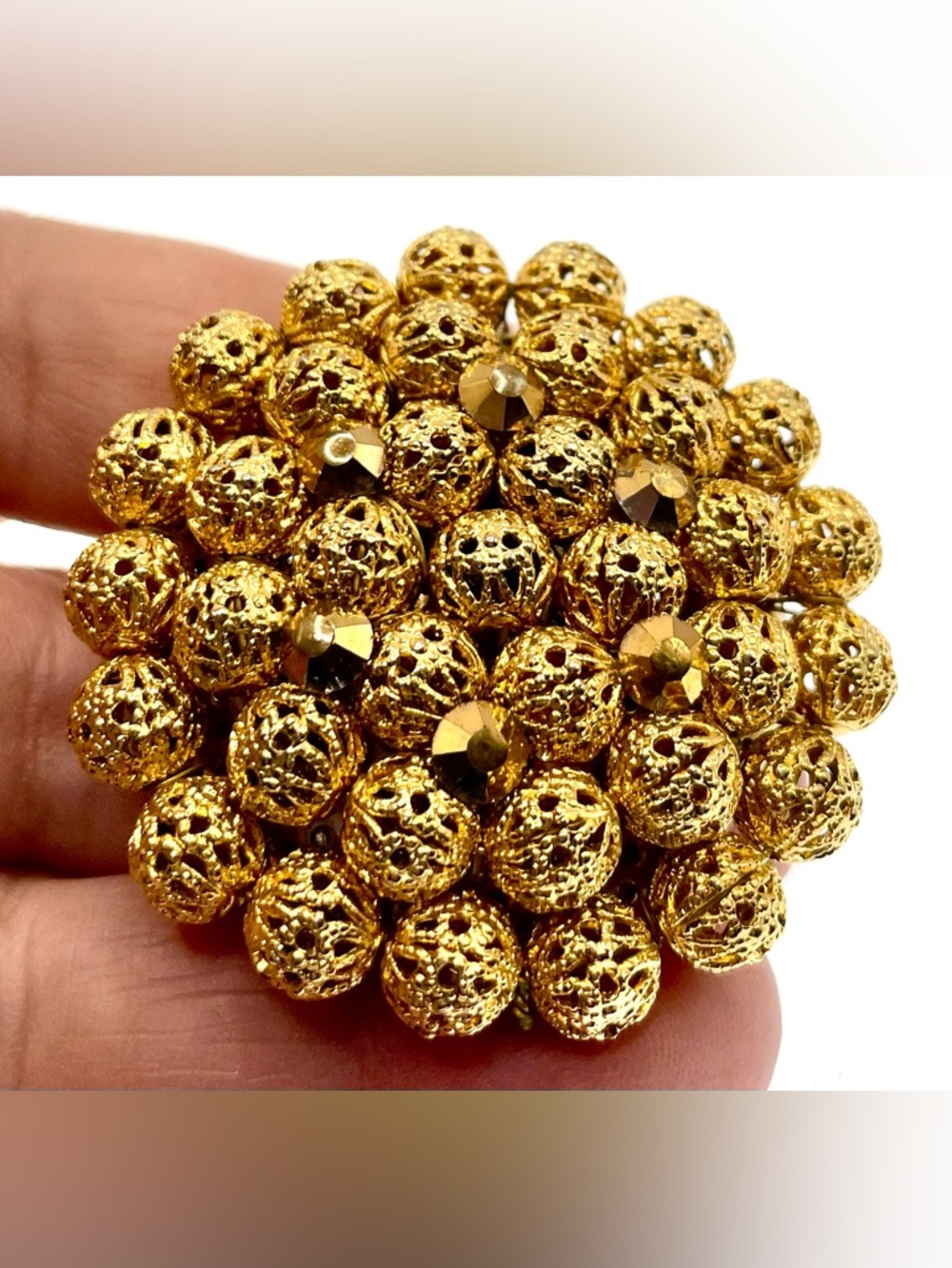 Vintage Filigree Bead Cluster Brooch Gold Tone Statement Pin Mid Century - Picture 5 of 5